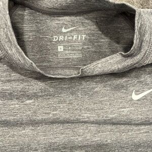 Brand New Nike dri-fit long sleeve (Runs Big)